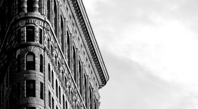 Flatiron building against cloudy sky in manhattan, New York, United States.